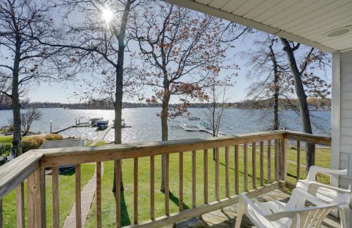 Lakeside Michigan Retreat with Boat Dock and Fireplace - Foto 27