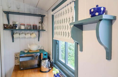 Oak Shepherd Hut - Photo 6