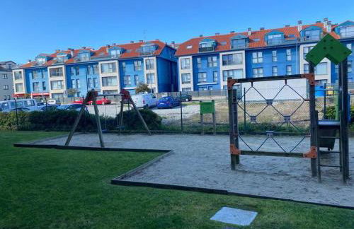 Apartamento de playa familiar, piscina y garaje. - Foto 20