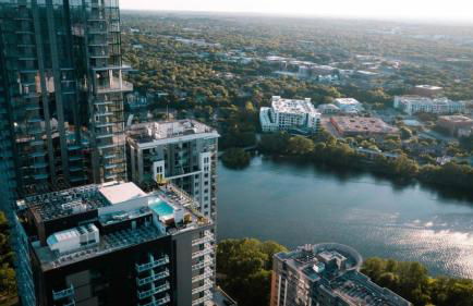 Austin McConaughey Heated Pool by Barcle - Foto 15