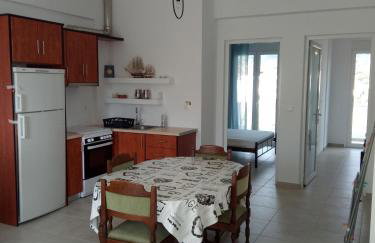 Almira Ghouse - Foto 15