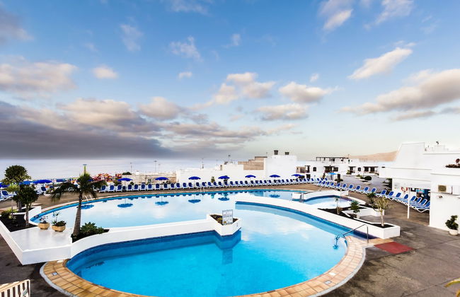 BelleVue Aquarius Aparthotel - Photo 13