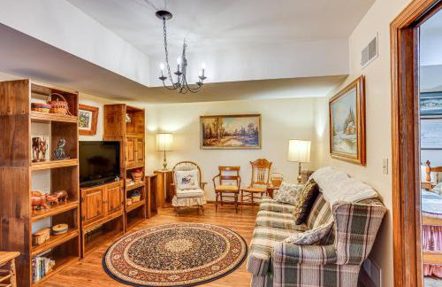 Charming Apartment with Yard and Beautiful Gardens! - Foto 3