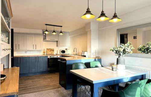 Peak District Getaway Retreat! The most Stunning Garden Views - Firepit - Brand newly refurbished - Perfect for friends & family getaways - Photo 56