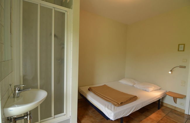 Grand Villa With Bubble Bath - Photo 38