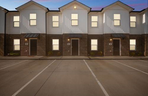 Arte Luxury townhomes D6 I Comfy 2 Bed 25 Bath - Foto 18