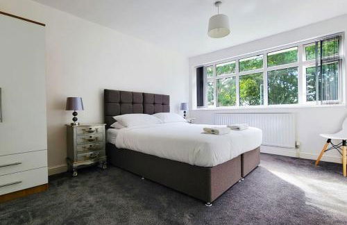 BIG 7xGuest House 3xVan Locked CarPort Garden Leeds & Bradford - Foto 16