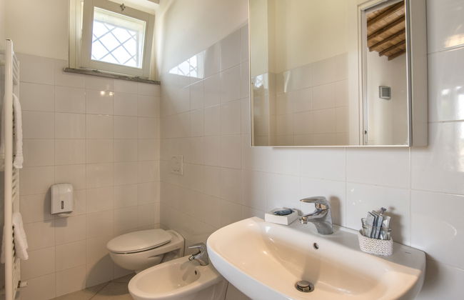 Marina Velca - Foto 16