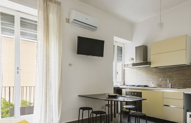 City Center Bright Flat by Wonderful Italy - Foto 8