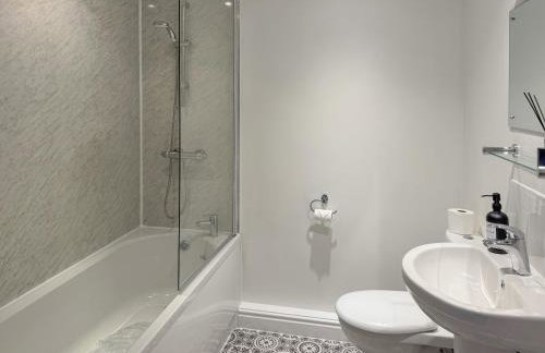 The Swallows - Uk50177 - Foto 6