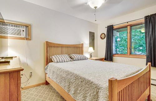 Peaceful Highland Lake Home with Kayaks, Dock Access - Foto 17