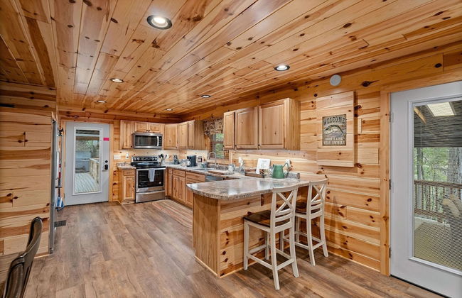 Beside Still Water 1 - 2 Bedrooms, 2 Baths, Sleeps 6 Home by RedAwning - Photo 7