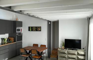 Tiny house avec terrasse privée - Parking - Fibre TV - Foto 3