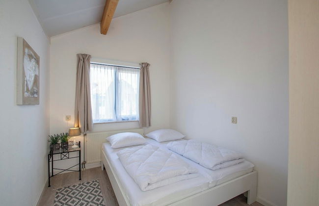 Charming Villa Near Sandy Beach - Foto 2