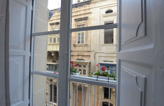 Paulos Valletta - Foto 75