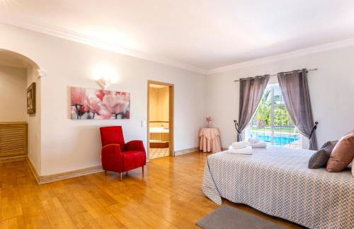 Exceptional Villa with Pool, Tennis Court, Games Room - Foto 18