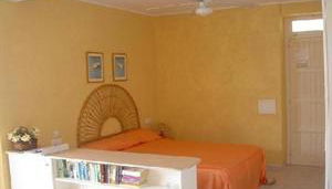 Vistamar Apartments - Photo 4