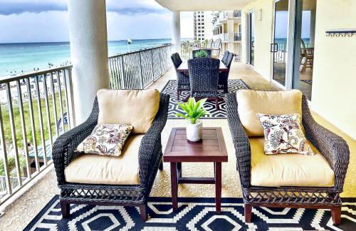 Barefoot Bliss - beachfront condo - sleeps 12 - Foto 1
