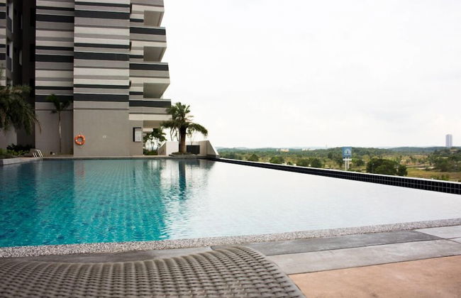 Cozy Condo at The Meridin Medini - Photo 25