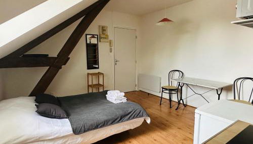 Studio 12 Proche Centre Ville avec Wifi Parking Troyes - Foto 2