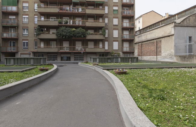 JOIVY Modern 2bed flat with balcony, 250m from M5 Foppa and M2 Sant'Agostino - Photo 33