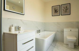 Foundry Farm House - Photo 4