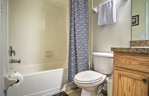 Quiet Disney Condo w/ Balcony ~ 2 Miles to Disney World! - Foto 24