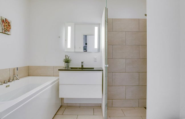 "Allyson" - 450m from the sea - Photo 12