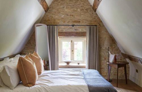 Dawn at The Sun Inn Felmersham, Our Signature Duplex Suite - Foto 6