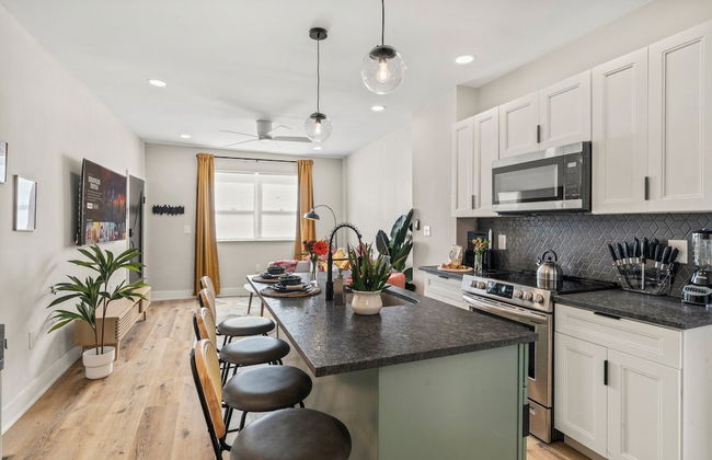 Passyunk Square Spacious 1BR - Huge Deck - Foto 8