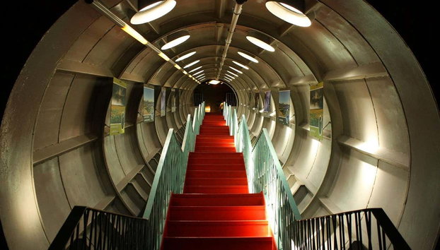 Brussels Atomium Tickets - Photo 3, Discover the inside of the Atomium