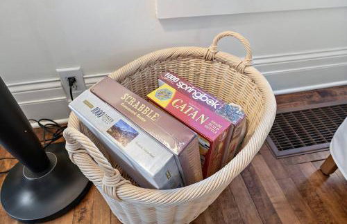 "Broadway Hideaway" by Roxy Rentals - Foto 8