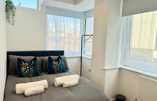 Modern 2 Bedroom Apartment in Central Croydon with Free Parking - Foto 20