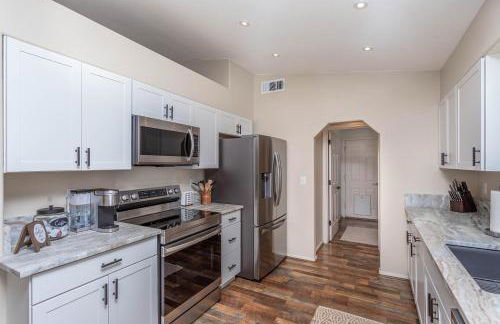 HavaLovely Stay - Pool . Smart TV . Central - Foto 4