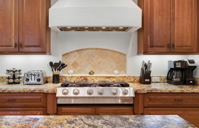 Villa Del Mar 5 Bedroom Home by RedAwning - Photo 13