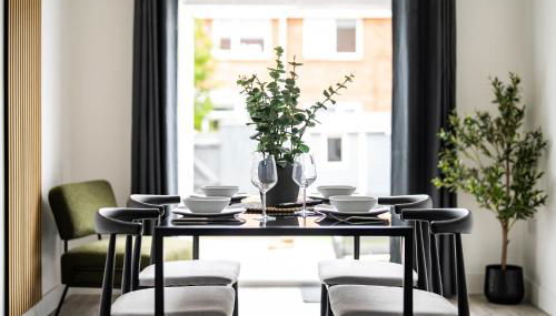 Fairview House - Photo 2