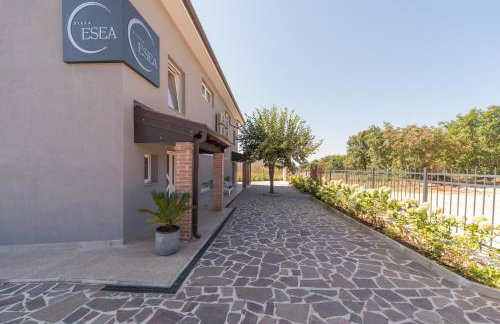 Villa Esea: Poolside Paradise & Relaxing Retreats - Foto 29