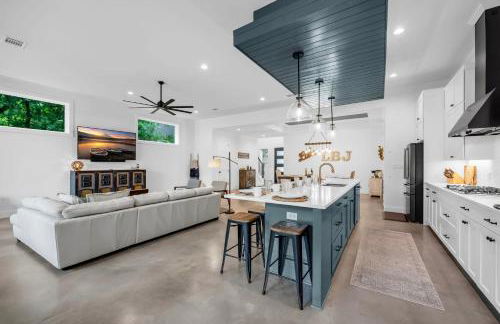 White Whale Concierge Services - Foto 23