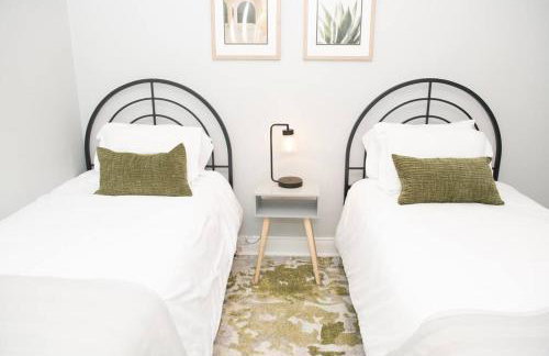 A Touch of Elegance - Foto 40