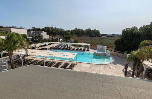 Pino Resort with shared pool - Foto 1