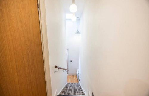 Comfy 2-Bed Flat On Upper St - Next To Tube - Foto 10