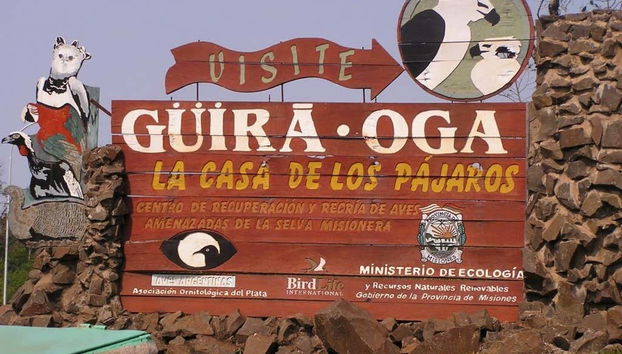 Güirá Oga, siginifica "la casa degli uccelli in guaraní"