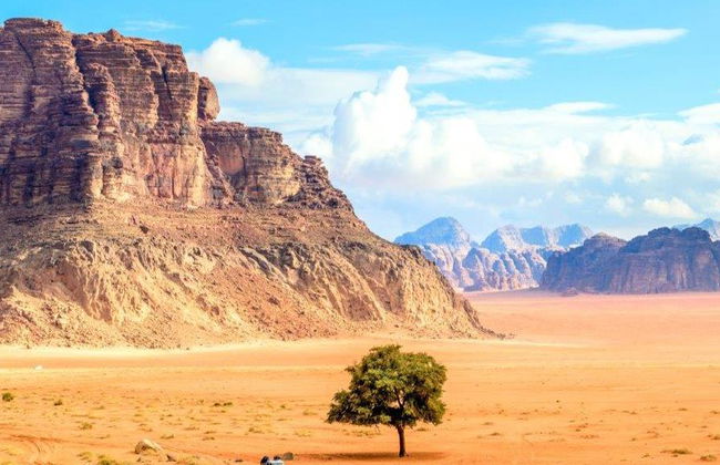 Wadi Rum 4x4 Transfer with Ticket - Photo 1