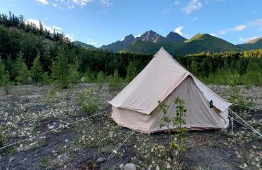Amazing Glamping Tents Perfect for Outdoor and Nature Lovers in Chugiak, Alaska - Foto 11