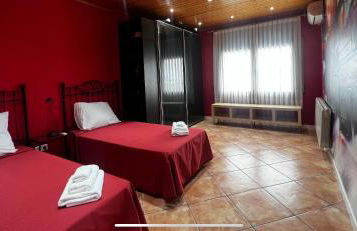 Villa Oasis entre Viñedos cerca de Barcelona con A A y piscina climatizada - Foto 21