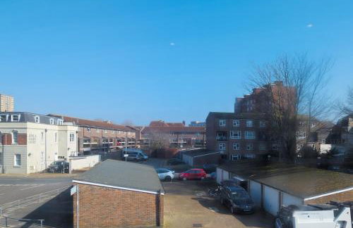 5 Bedroom 5 Bathroom House Portsmouth Docks - Foto 29