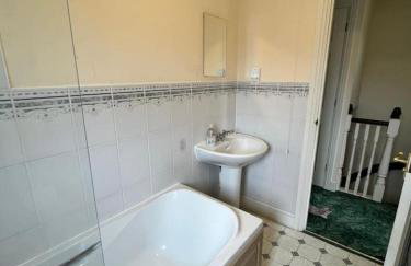 Canal Way- Cozy 3-Bed House - Foto 9