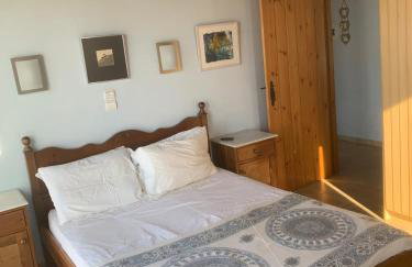 Lovely family villa with stunning sea views - Photo 4