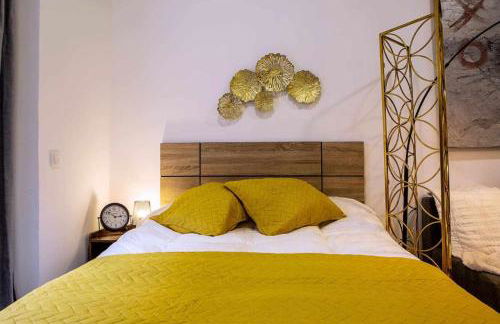 Calle Huertas Corazón by RegalateMadrid - Foto 8