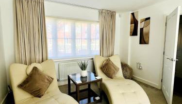 4 Bedroom home with study space - Foto 4